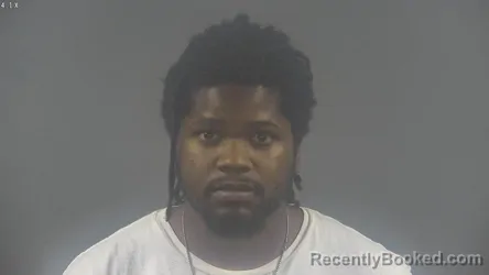 Mugshot of Hampton Keyshaun Tytavus booked in Warren County, Kentucky on August 10, 2026