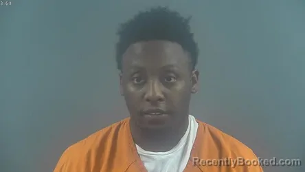 Mugshot of JACORION CORTEZ MURRAY booked in Warren County, Kentucky on April 2, 2026