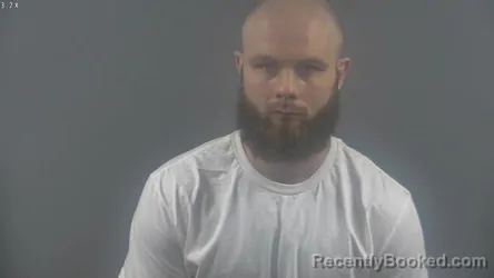 Mugshot of JOSHUA BLAKE MEADOR booked in Warren County, Kentucky on May 20, 2026