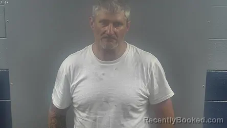 Mugshot of JAMIE DARRELL MATHEWS booked in Warren County, Kentucky on May 12, 2026