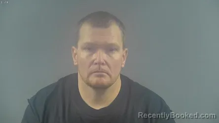 Mugshot of JOSHUA ONEAL VINCENT booked in Warren County, Kentucky on March 20, 2026