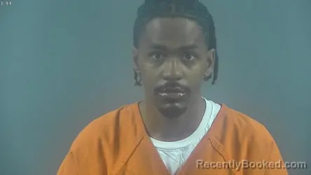 Mugshot of KIERRON KoRTEZ JACKSON booked in Warren County, Kentucky on March 19, 2026