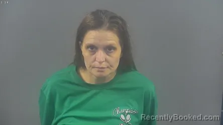 Mugshot of LESLIE RENEA FUSTON booked in Warren County, Kentucky on June 5, 2026