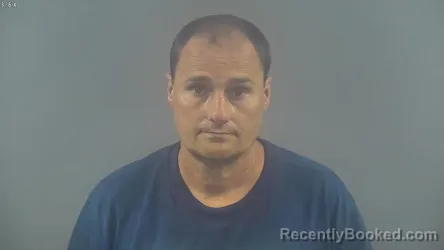 Mugshot of LEWIS DEREK HAHNE booked in Warren County, Kentucky on May 9, 2026