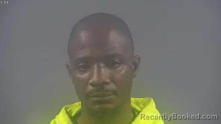 Mugshot of LEE DWAYNE TERRY-HEMPHILL booked in Warren County, Kentucky on March 25, 2026