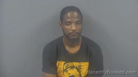 Mugshot of Lee Dwayne Terry-Hemphill booked in Warren County, Kentucky on August 17, 2026