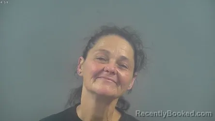 Mugshot of MELISSA SHAWN DICKERSON booked in Warren County, Kentucky on April 1, 2026