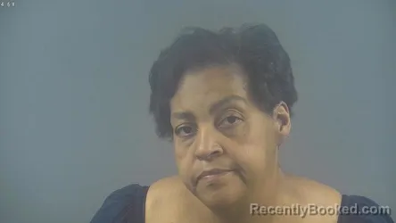 Mugshot of MICHELLE RENAE ESTES booked in Warren County, Kentucky on March 27, 2026