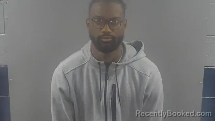 Mugshot of MARQUIS CORTEZ JONES booked in Warren County, Kentucky on May 14, 2026