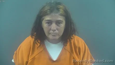 Mugshot of Michelle Lynn Lynch booked in Warren County, Kentucky on September 9, 2026