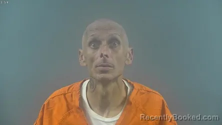 Mugshot of PAUL JOSEPH WALKER booked in Warren County, Kentucky on April 6, 2026