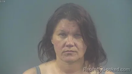 Mugshot of RACHEL MARIE GRAVES booked in Warren County, Kentucky on July 2, 2026