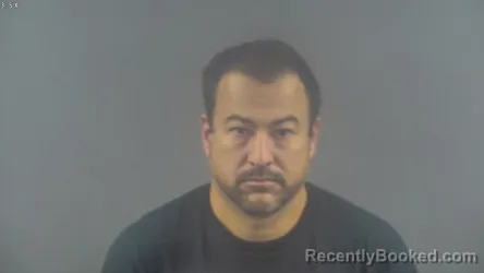 Mugshot of RICHARD JAMES GIDEN booked in Warren County, Kentucky on June 24, 2026