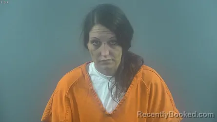 Mugshot of SAVANNAH LYNN BROWN booked in Warren County, Kentucky on May 17, 2026