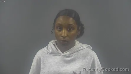 Mugshot of TREVIA TANAI BARNETT booked in Warren County, Kentucky on July 25, 2026