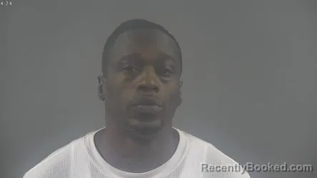 Mugshot of TAVARES S JONES