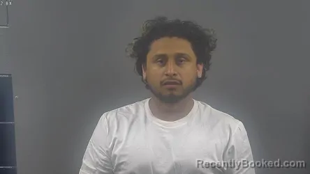 Mugshot of VICTOR MANUEL ARROYO booked in Warren County, Kentucky on May 20, 2026