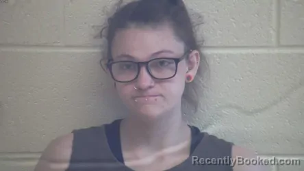 Mugshot of JAELYN ASTAYSIA OLDFIELD booked in Webster County, Kentucky on April 21, 2026