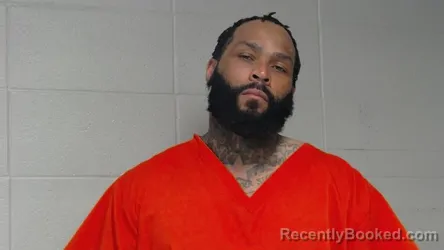 Mugshot of DAVID CAVINESS