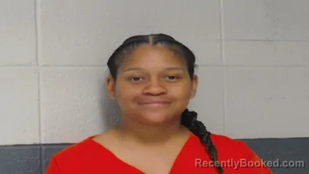 Mugshot of IVORY NICOLE WALKER booked in Woodford County, Kentucky on April 17, 2026
