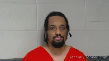 Mugshot of MACEO DEVANTE WOODS booked in Woodford County, Kentucky on April 15, 2026