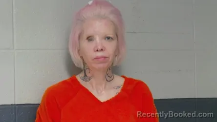 Mugshot of PAMELA LYNN GILPIN booked in Woodford County, Kentucky on April 1, 2026