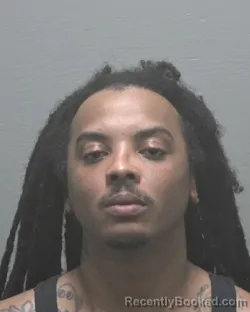 Mugshot of JONATHAN KESHAWN WHITE booked in New Hanover County, North Carolina on July 4, 2026