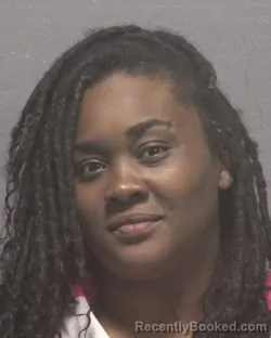 Mugshot of RASHEENA SHAKAYLA REID
