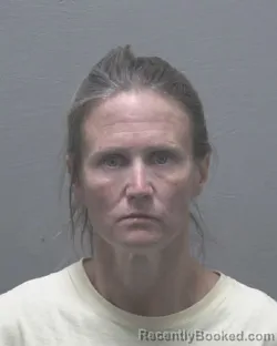 Mugshot of GRACIE DIGGS BAREFOOT