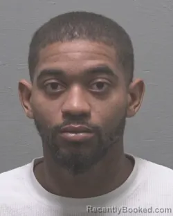 Mugshot of KAVONTE TYLIK DEVANE