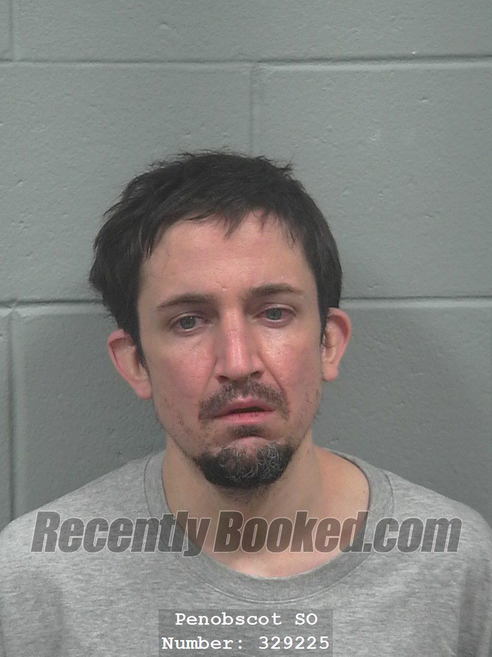 Mugshot of THOMAS J DARIES