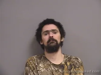 Mugshot of JUSTIN BRADFORD LEWIS