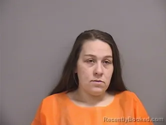 Mugshot of FELICIA MARIE LLOYD