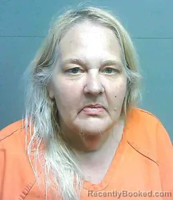 Mugshot of DEDRA LENORE RAY booked in Franklin County, Florida on May 25, 2026