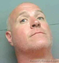 Mugshot of TERRY NEIL MURRAY booked in Franklin County, Florida on April 16, 2026