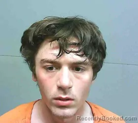 Mugshot of PHOENIX ANTHONY POPP