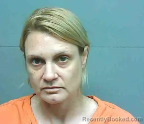 Mugshot of SARAH EVELYN HAMILTON