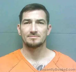 Mugshot of BRYAN SCOTT HUTCHINS booked in Franklin County, Florida on March 31, 2026