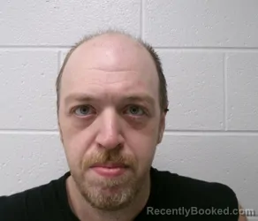 Mugshot of MATTHEW CHRISTOPHER SNYDER