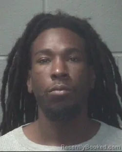Mugshot of Daquari Garrison Mccray booked in Onslow County, North Carolina on October 22, 2026
