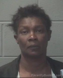 Mugshot of SIMONE MONIQUE FARRIOR