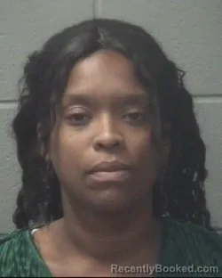 Mugshot of Shaniqua Danielle Sykes booked in Onslow County, North Carolina on October 26, 2026