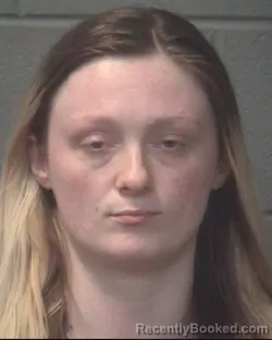 Mugshot of AMANDA CHRISTINE CAVINESS