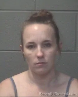 Mugshot of TARA RENEE HORNE booked in Onslow County, North Carolina on April 2, 2026