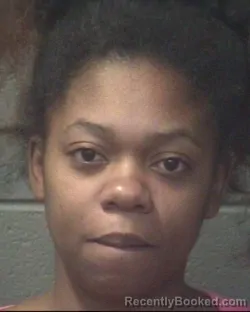 Mugshot of KEOLA UNIQUE THOMPSON booked in Onslow County, North Carolina on March 21, 2026