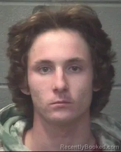 Mugshot of MICHAEL ALAN CROSS HILFIKER