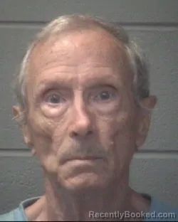 Mugshot of R EDWAD LESHINSKI booked in Onslow County, North Carolina on June 14, 2026