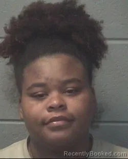 Mugshot of TRINITY ANGLEICA MAYNOR booked in Onslow County, North Carolina on July 24, 2026