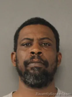 Mugshot of DONIELE GRAY