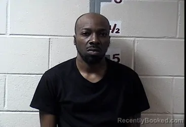 Mugshot of OUINTON DARNELL HILLERY booked in Somerset County, Maryland on April 26, 2026